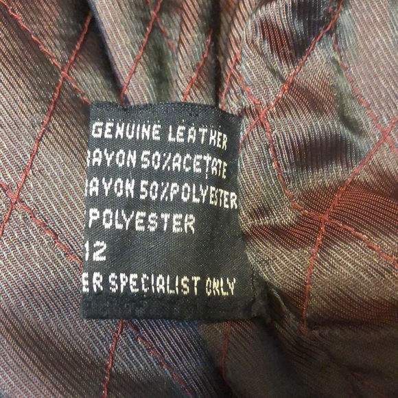 Vintage Guess U.S.A. Genuine leather jacket - Picture 16 of 16